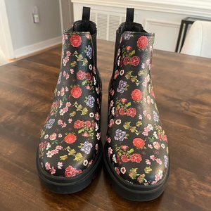 Mix No. 6 Floral Rain Chelsea Boots Sz 7